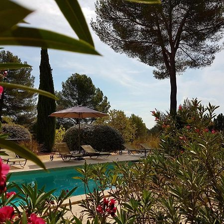 Les Mazets Du Luberon Bed & Breakfast Puget Dış mekan fotoğraf
