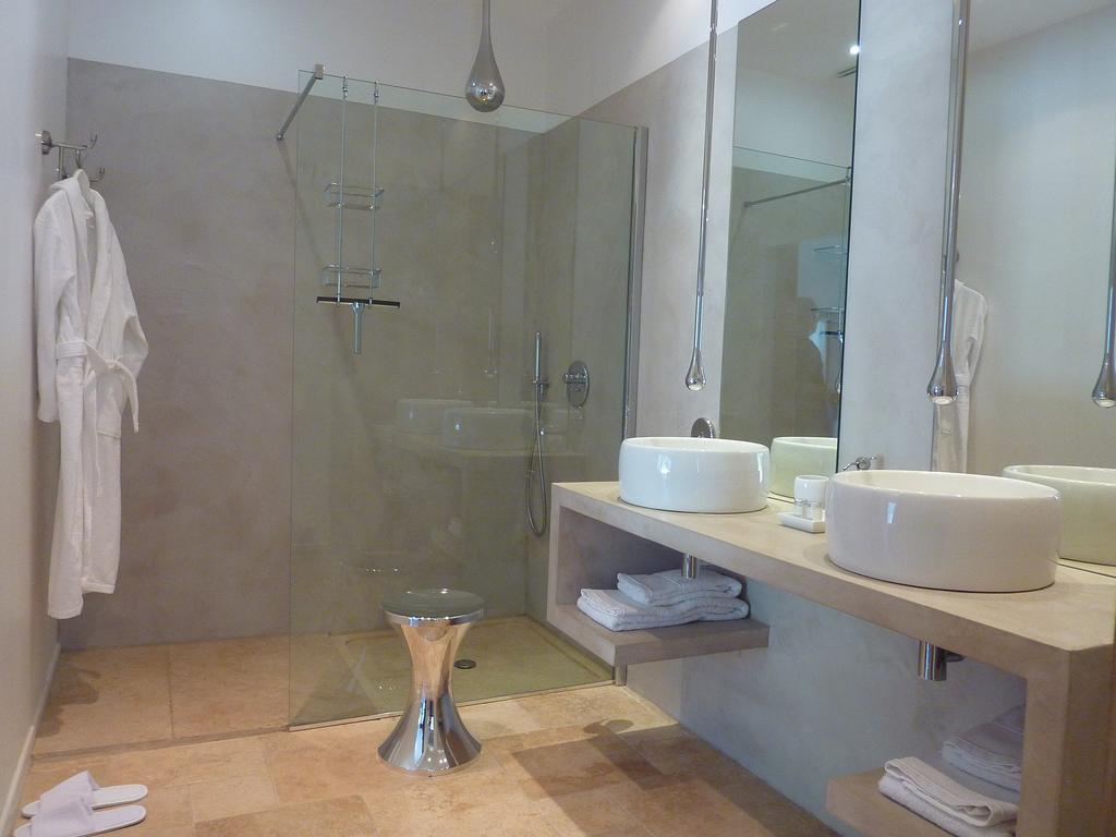Les Mazets Du Luberon Bed & Breakfast Puget Oda fotoğraf